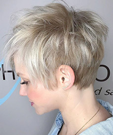 20 Best Haircuts for Thinning Hair Women (44)