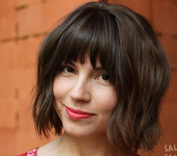 50 Chic and Flattering Hairstyles for Women Over 50