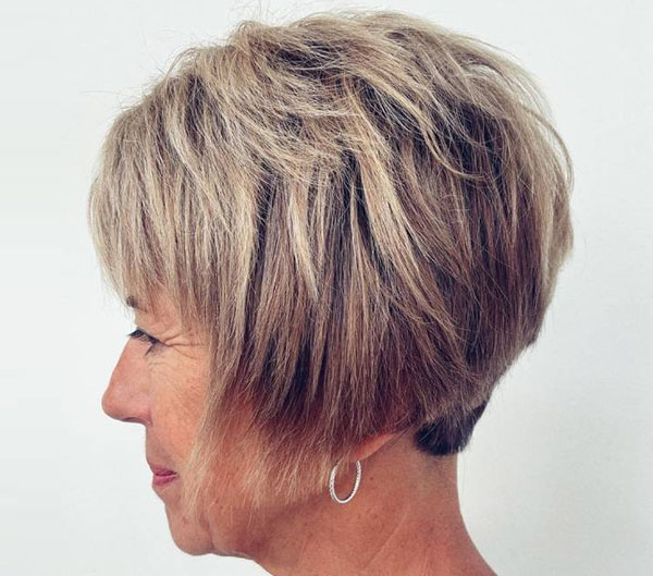 50 Chic and Flattering Hairstyles for Women Over 50 (6)
