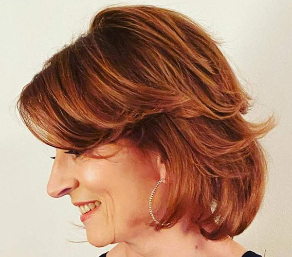 50 Chic and Flattering Hairstyles for Women Over 50 (7)
