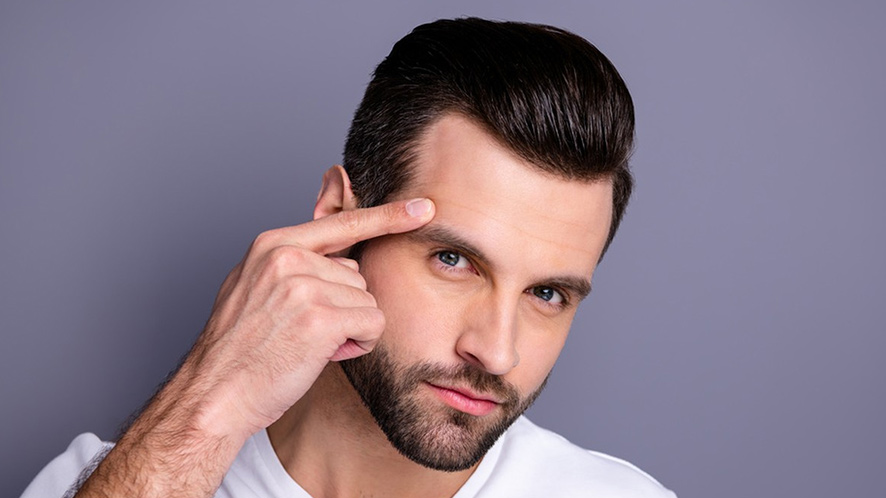 Exploring Different Types of Men's Hair and Styling Techniques (3)