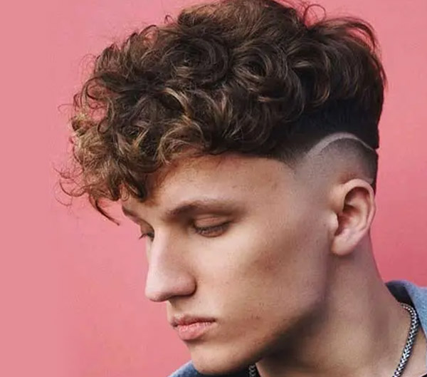 20-Most-Stylish-Haircuts-for-Men-with-Round-and-Square-Shaped-Faces-17