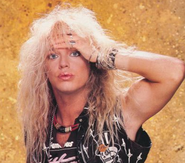 Bret Michaels’ Hair without Bandanna