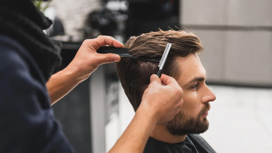 fitting a men's hair system
