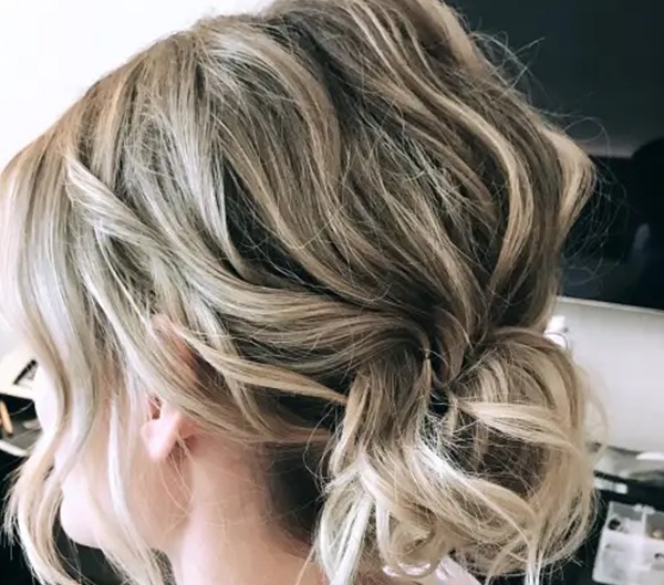 16-30 Best Haircuts and Hairstyles for Short Wavy Hair