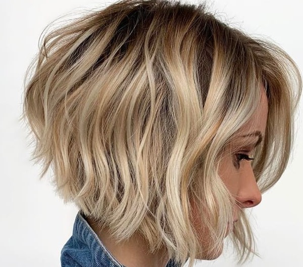 20-30 Best Haircuts and Hairstyles for Short Wavy Hair